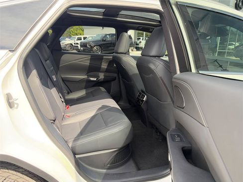 Used 2025 Lexus RX 350 AWD/4WD image 14