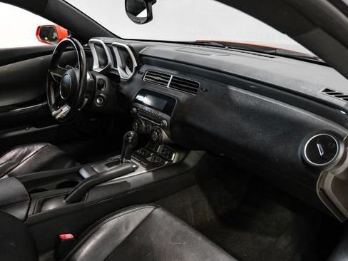 Used 2010 Chevrolet Camaro SS w/ LPO, Ground Effects Package RWD image 15