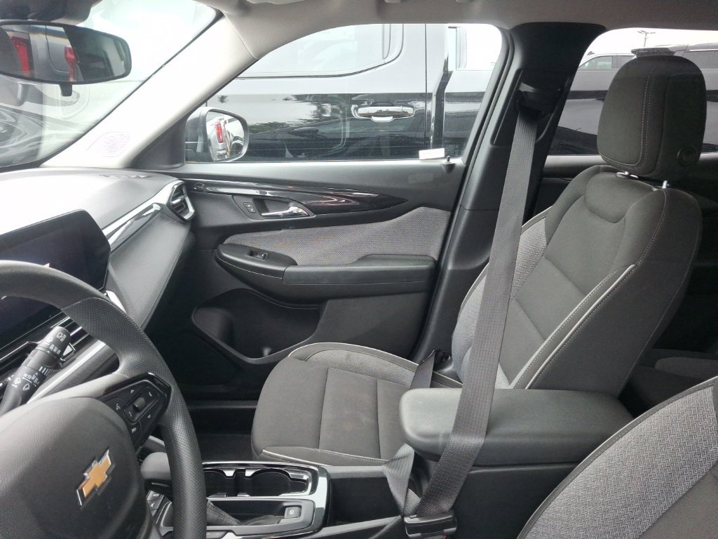 Certified 2025 Chevrolet TrailBlazer LT AWD/4WD image 10