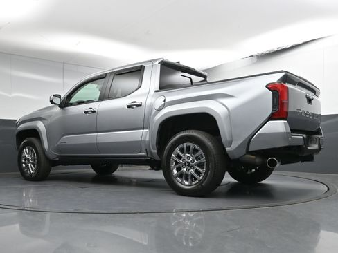 Used 2024 Toyota Tacoma Limited image 25