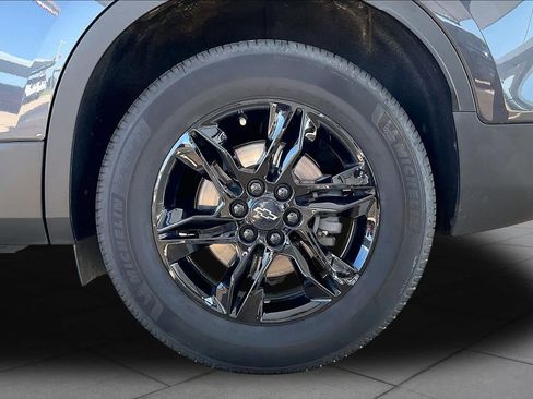 Used 2021 Chevrolet Blazer LT AWD/4WD image 12
