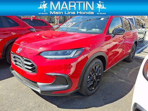 Certified 2025 Honda HR-V Sport image 1