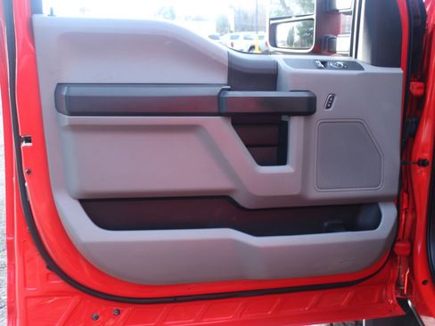 Used 2017 Ford F250 XL w/ Power Equipment Group image 11