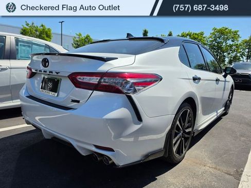 Used 2019 Toyota Camry XSE w/ Navigation Package FWD image 6