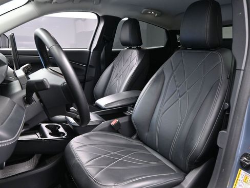 Used 2024 Ford Mustang Mach-E Select image 9