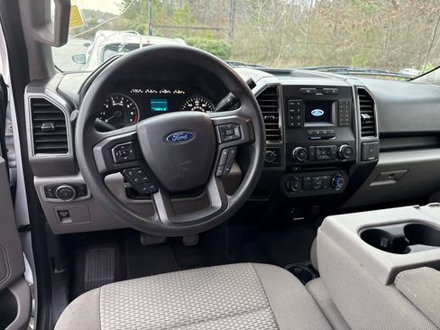 Used 2018 Ford F150 XLT image 7