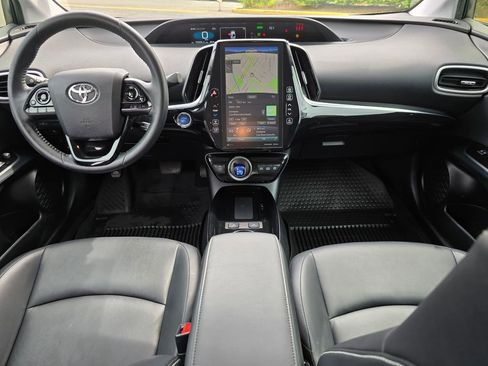 Used 2021 Toyota Prius Prime XLE FWD image 21