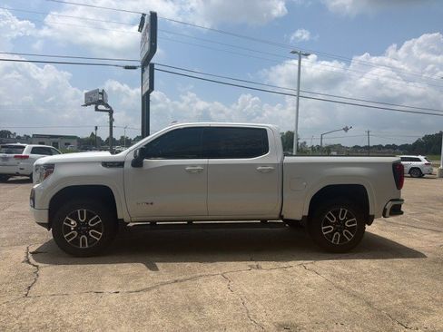 Used 2020 GMC Sierra 1500 AT4 w/ AT4 Premium Package AWD/4WD image 9
