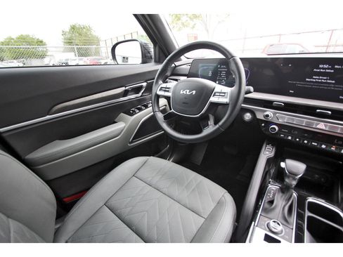 Certified 2024 Kia Telluride EX X-Line AWD/4WD image 10
