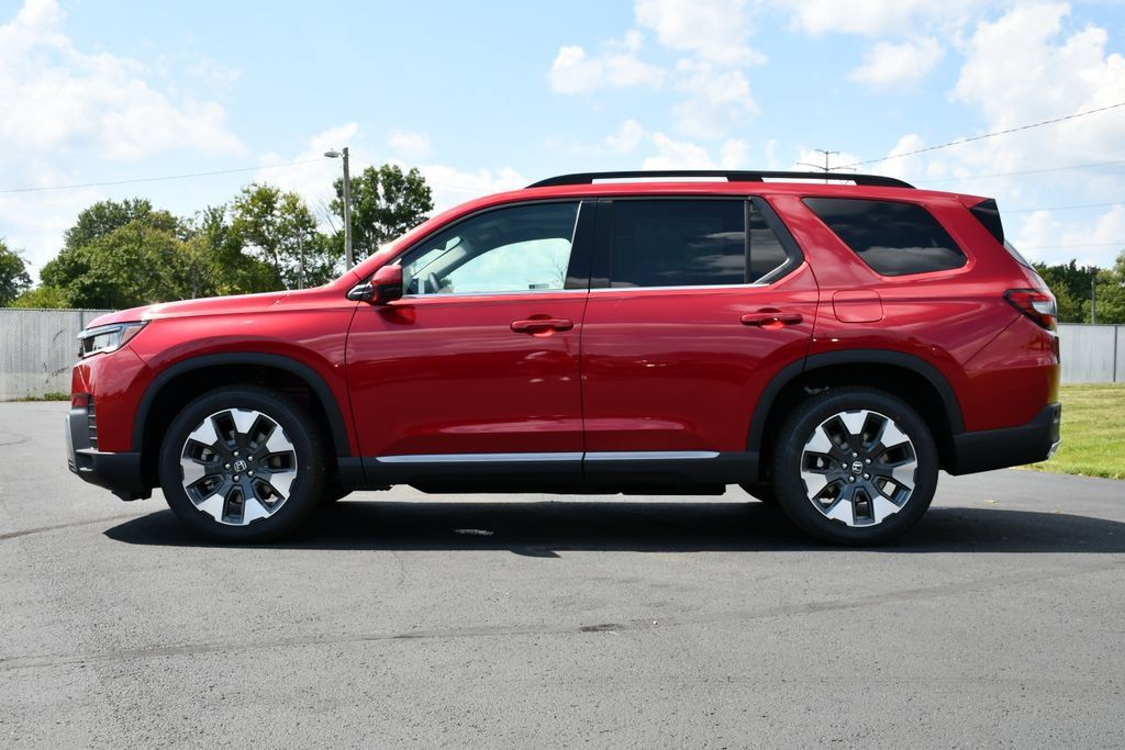 New 2026 Honda Pilot Touring image 4