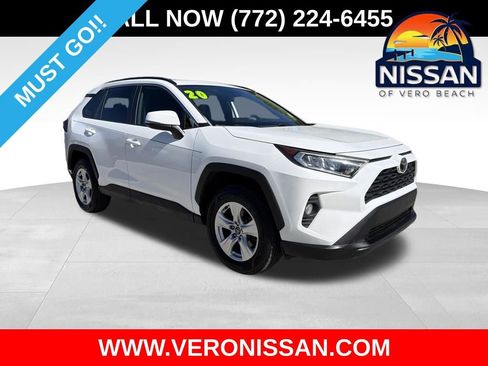 Used 2020 Toyota RAV4 XLE w/ Convenience Package FWD image 1