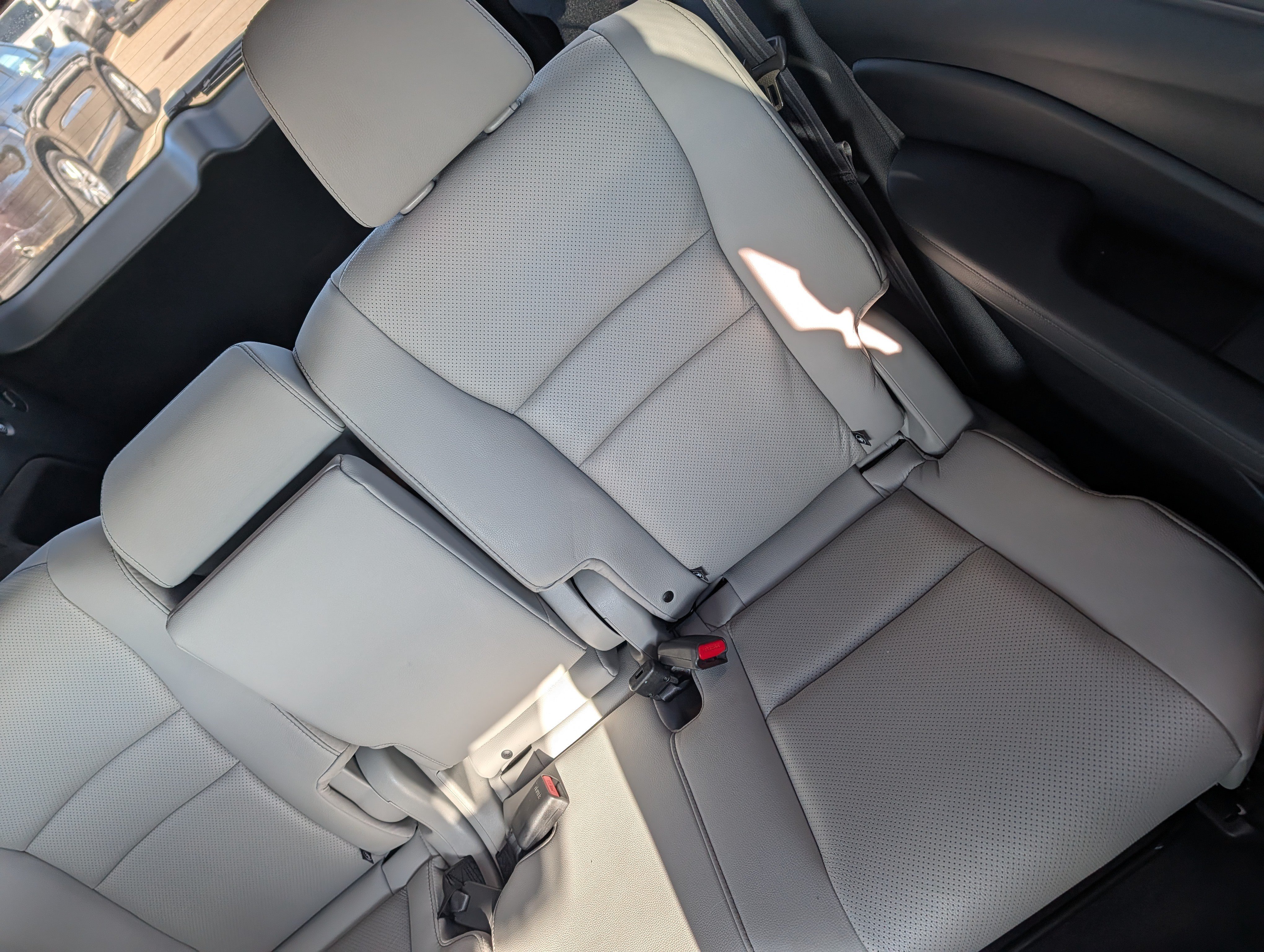 Used 2023 Honda Passport EX-L image 14