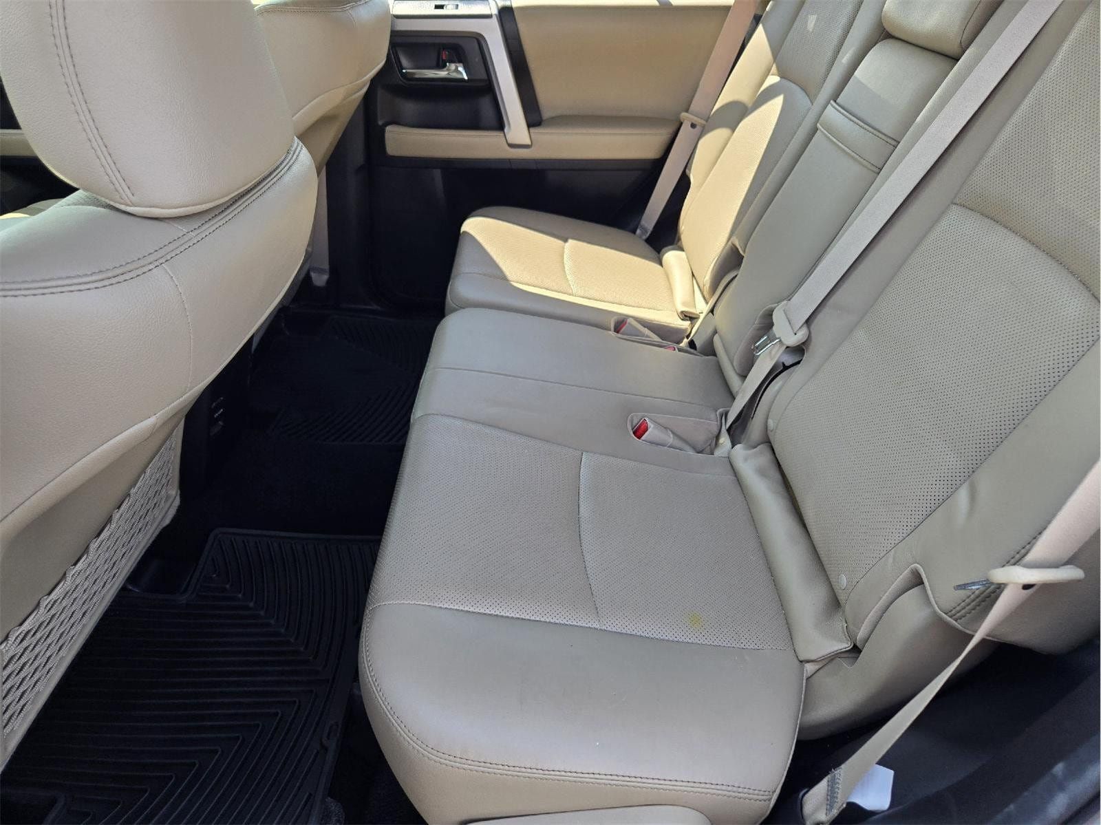 Used 2018 Toyota 4Runner Limited RWD image 28