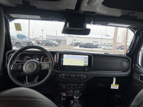 New 2026 Jeep Wrangler Unlimited Rubicon image 27