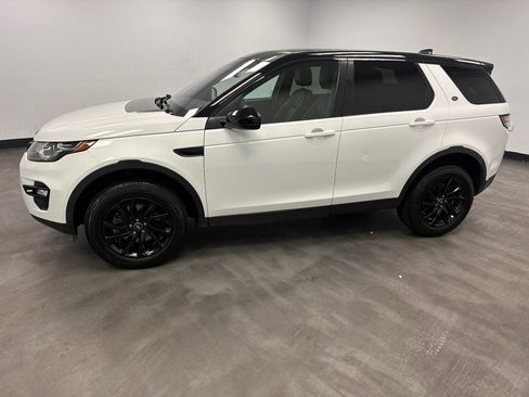 Used 2018 Land Rover Discovery Sport HSE image 3