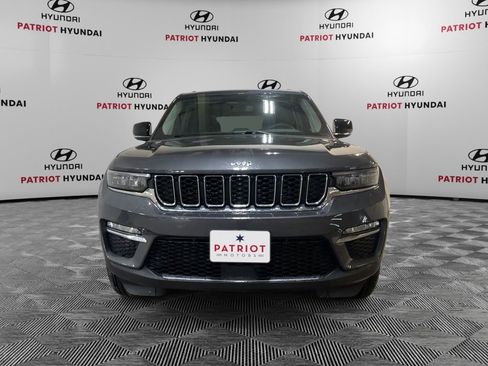 Used 2022 Jeep Grand Cherokee Limited 4xe image 11