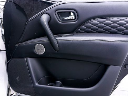 Used 2023 INFINITI QX80 Sensory w/ Cargo Package image 39