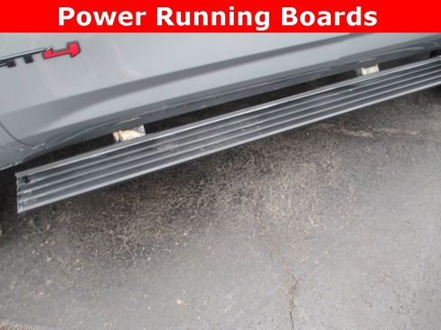 Used 2024 GMC Yukon AT4 w/ AT4 Premium Plus Package image 14