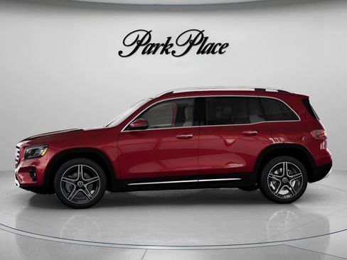 Used 2026 Mercedes-Benz GLB 250 image 6