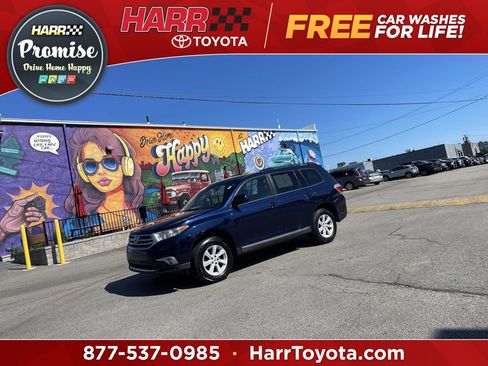 Used 2012 Toyota Highlander 4WD w/ Tech Pkg image 1
