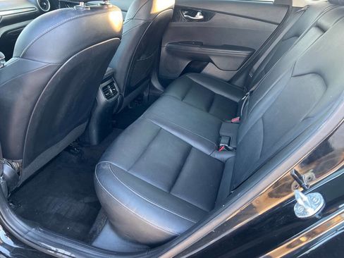 Used 2020 Kia Forte EX image 17
