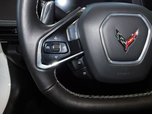 Used 2023 Chevrolet Corvette Stingray Preferred Conv w/ Z51 Performance Package RWD image 20
