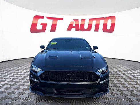 Used 2022 Ford Mustang GT RWD image 2