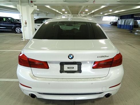 Used 2019 BMW 530e xDrive w/ Convenience Package AWD/4WD image 6