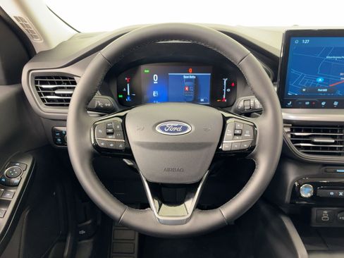 New 2026 Ford Escape SE image 13