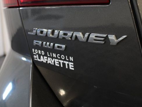 Used 2017 Dodge Journey SXT w/ Comfort/Convenience Group image 27