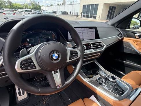 Used 2022 BMW X5 xDrive40i w/ M Sport Package AWD/4WD image 10