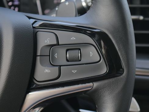 Used 2024 Buick Enclave Avenir w/ Trailering Package, 5000 lbs. FWD image 21