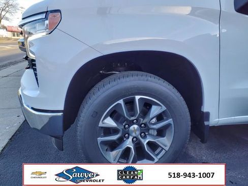 Used 2025 Chevrolet Silverado 1500 LT image 4