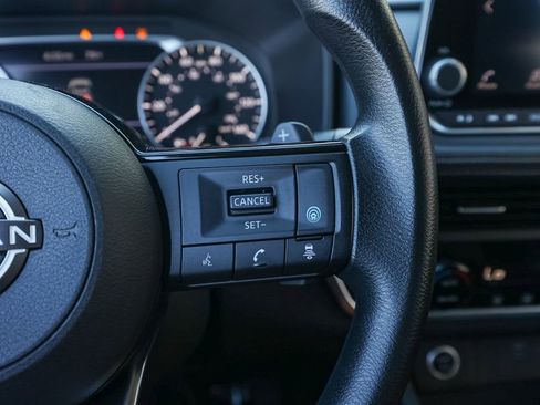 Used 2023 Nissan Rogue SV image 27