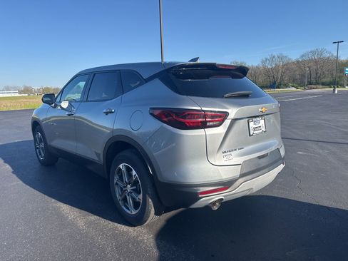 Used 2025 Chevrolet Blazer LT image 7