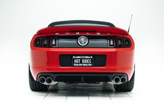 Used 2013 Ford Mustang Shelby GT500 RWD image 17
