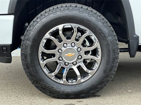 New 2026 Chevrolet Silverado 2500 LT image 36