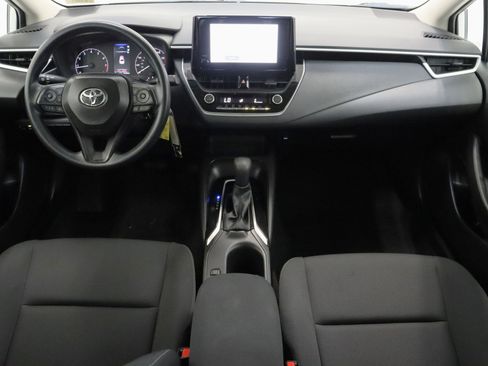 Used 2025 Toyota Corolla LE FWD image 26