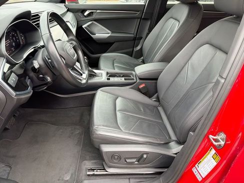 Used 2024 Audi Q3 2.0T Premium image 14