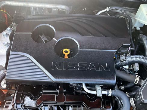 Used 2021 Nissan Rogue Platinum FWD image 31