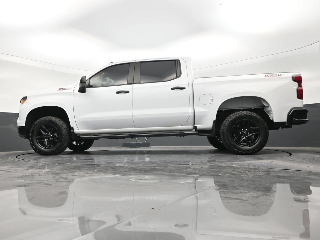 Used 2024 Chevrolet Silverado 1500 Custom Trail Boss AWD/4WD image 21