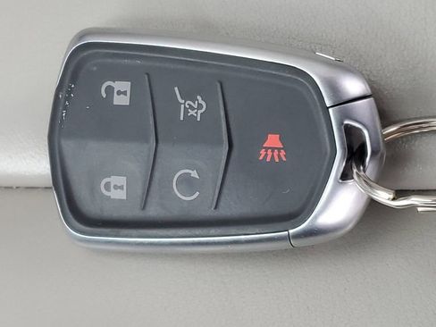 Used 2023 Cadillac XT4 Premium Luxury w/ LPO, Onyx Lite Package image 35