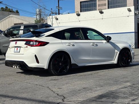 Used 2025 Honda Civic Type R image 4