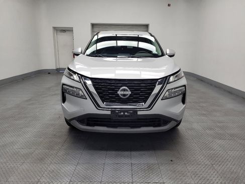 Used 2022 Nissan Rogue SV FWD image 15