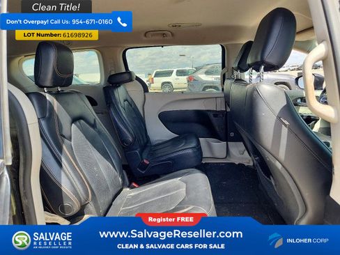 Used 2019 Chrysler Pacifica Touring-L FWD image 15
