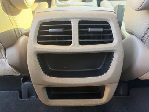 Used 2017 Honda Ridgeline RTS image 7