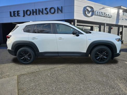 Certified 2025 MAZDA CX-50 2.5 Hybrid w/ Preferred Pkg image 6