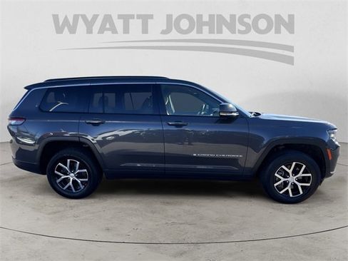 Used 2024 Jeep Grand Cherokee L Limited image 6