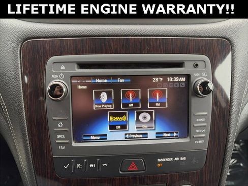 Used 2016 Chevrolet Traverse LT image 23