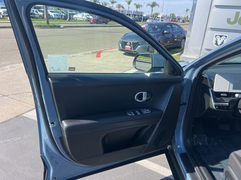 Used 2024 Hyundai Ioniq 5 SEL image 18